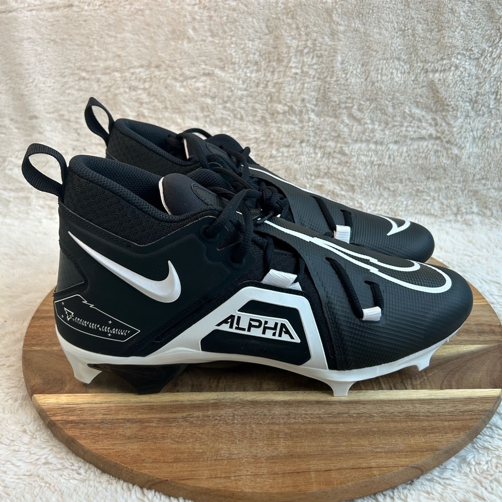 Nike Alpha Menace Pro 3 Mid Men's Size 11 Black Football Cleats CT6649-001